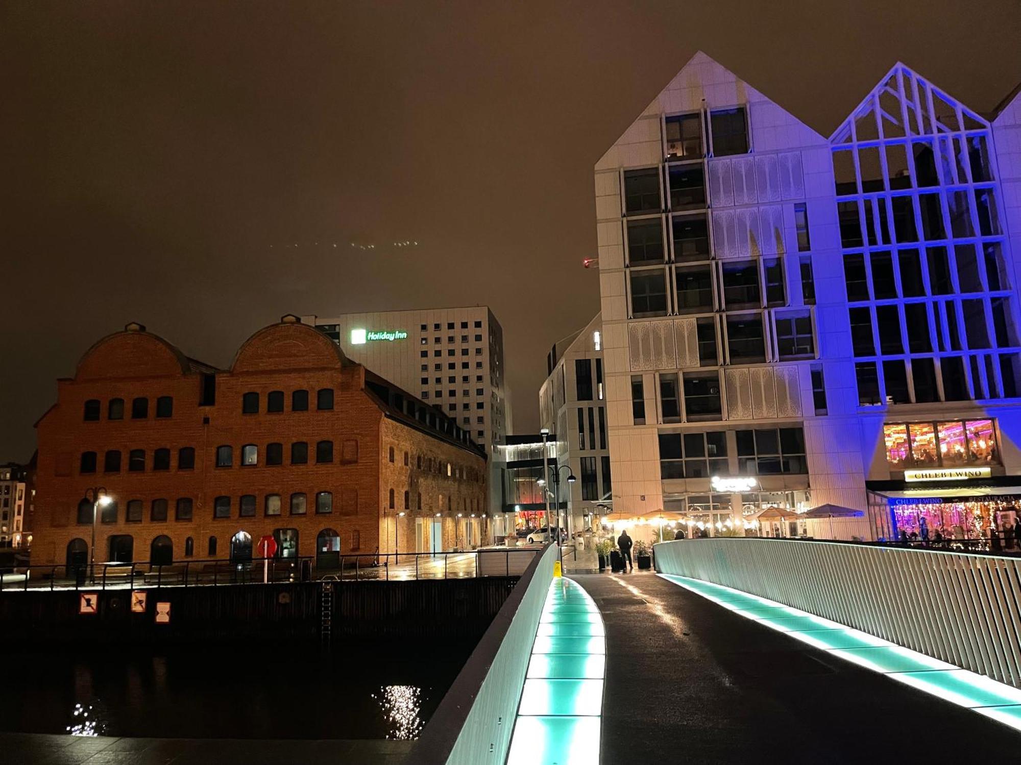 Апартаменты Gdansk Granaria Self Check In 24X7 Экстерьер фото